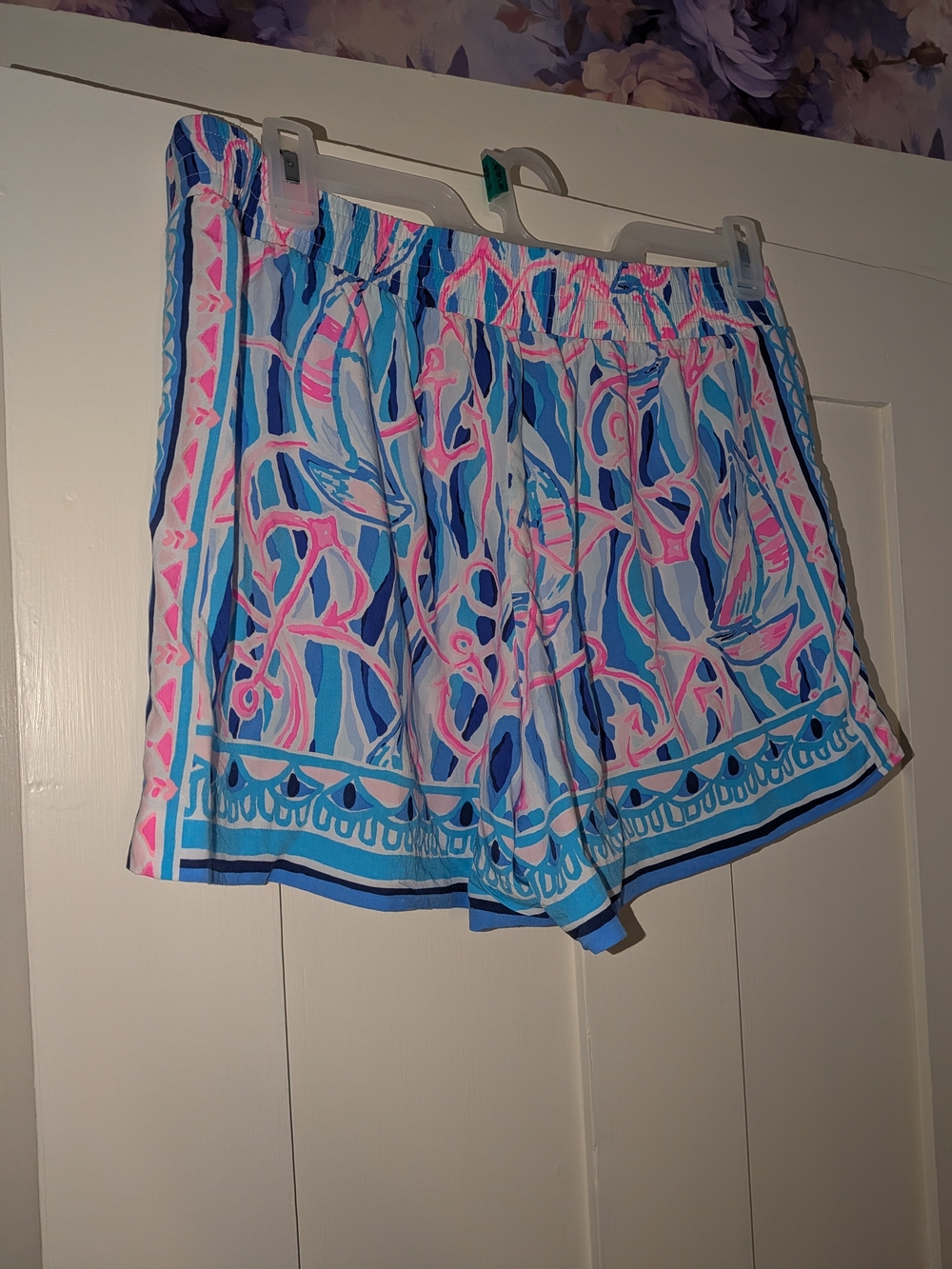 NWOT Lilly Pulitzer Luxletic Ocean Trail Shorts - Sails & Stripes Size Large